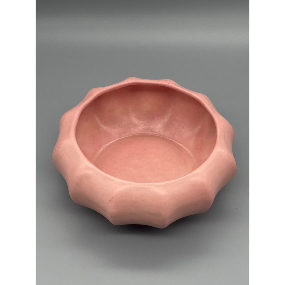 VTG Royal Haeger Pottery Pink Scalloped Midcentury Bowl or Planter Made In USA